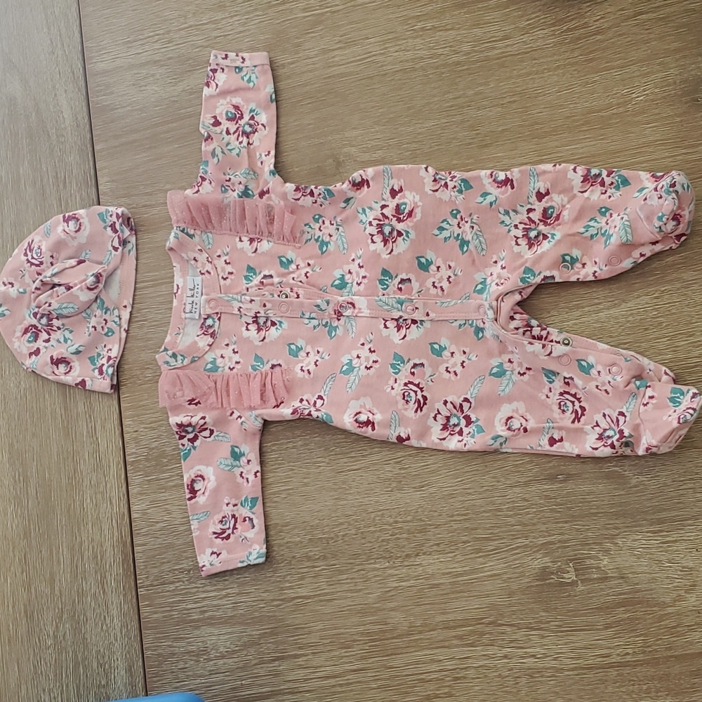 Baby girl onsie with cap
